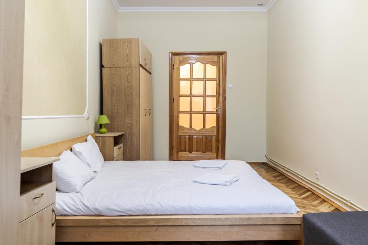 Akademika Hnatyuka Apartment إلفيف المظهر الخارجي الصورة