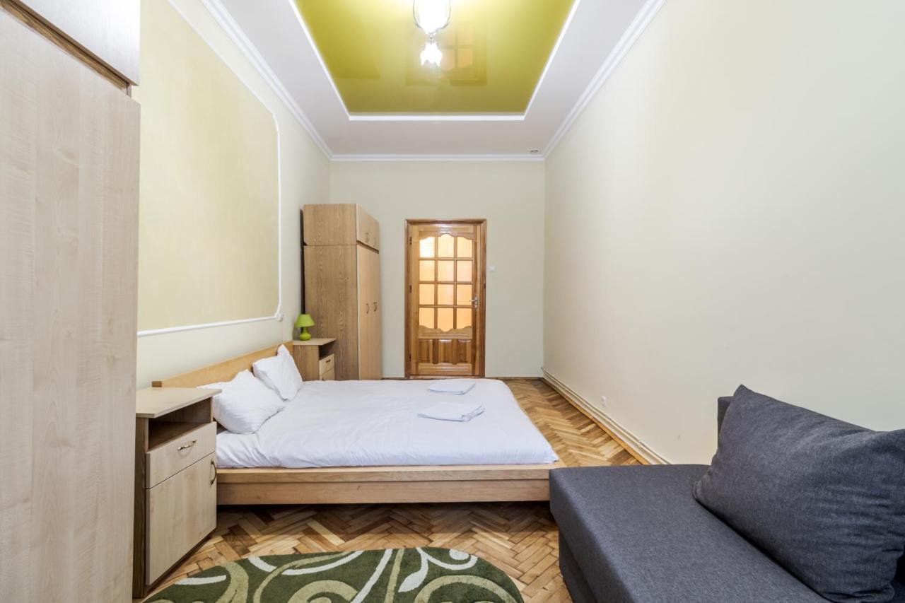 Akademika Hnatyuka Apartment إلفيف المظهر الخارجي الصورة
