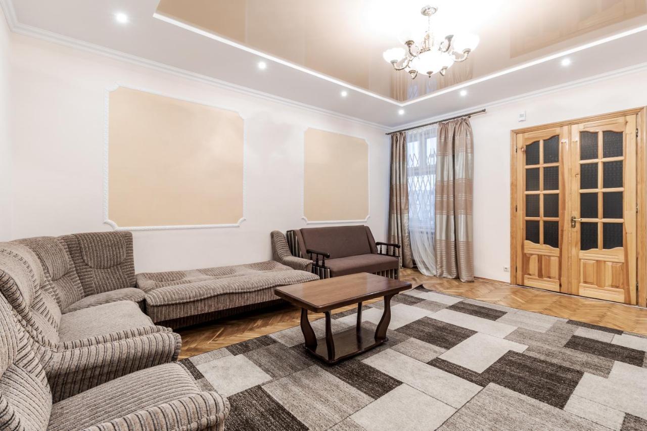 Akademika Hnatyuka Apartment إلفيف المظهر الخارجي الصورة