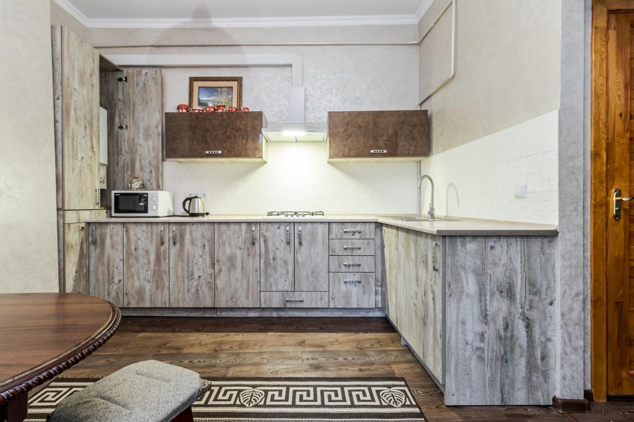 Akademika Hnatyuka Apartment إلفيف المظهر الخارجي الصورة
